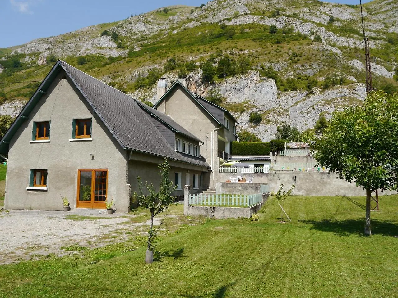 Le Hameau De Campan location