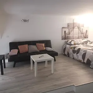 Appartement Beau Studio Rénové Lumineux , Calme , Wifi, Cahors